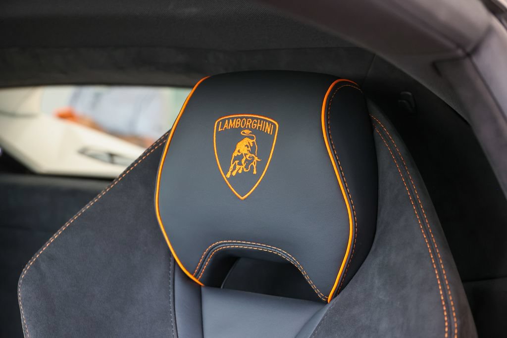 Used 2024 Lamborghini Huracan Tecnica RWD image 43