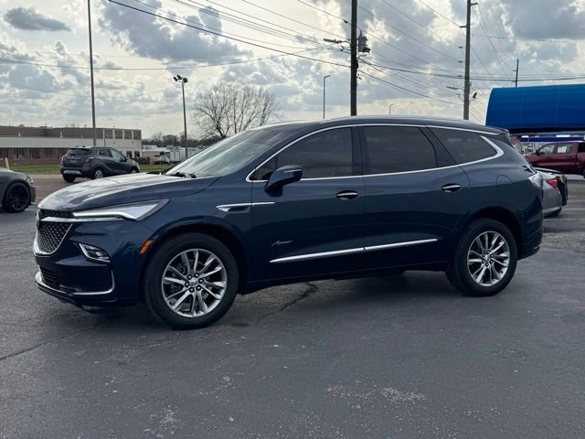 Used 2024 Buick Enclave Avenir w/ Avenir Technology Package AWD/4WD image 3