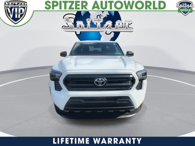 New 2026 Toyota Tacoma SR image 3