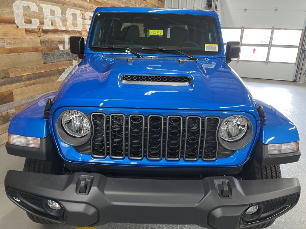 New 2026 Jeep Gladiator Sport image 8