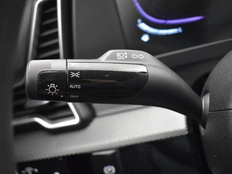 Used 2025 Kia Sportage LX image 25