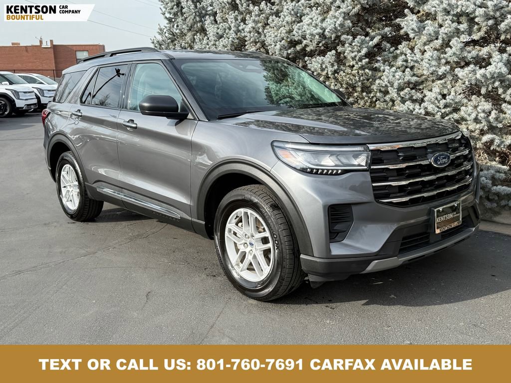 Used 2025 Ford Explorer Active AWD/4WD image 12
