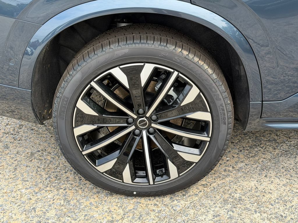 New 2026 Volvo XC90 B6 Ultra w/ Protection Package Premier AWD/4WD image 6