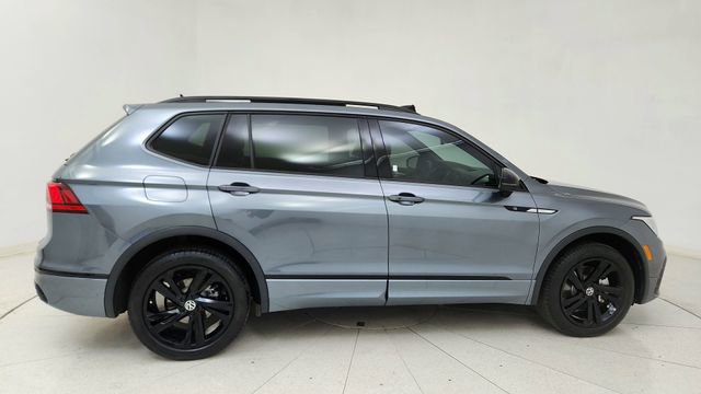 Used 2023 Volkswagen Tiguan SE R-Line image 6