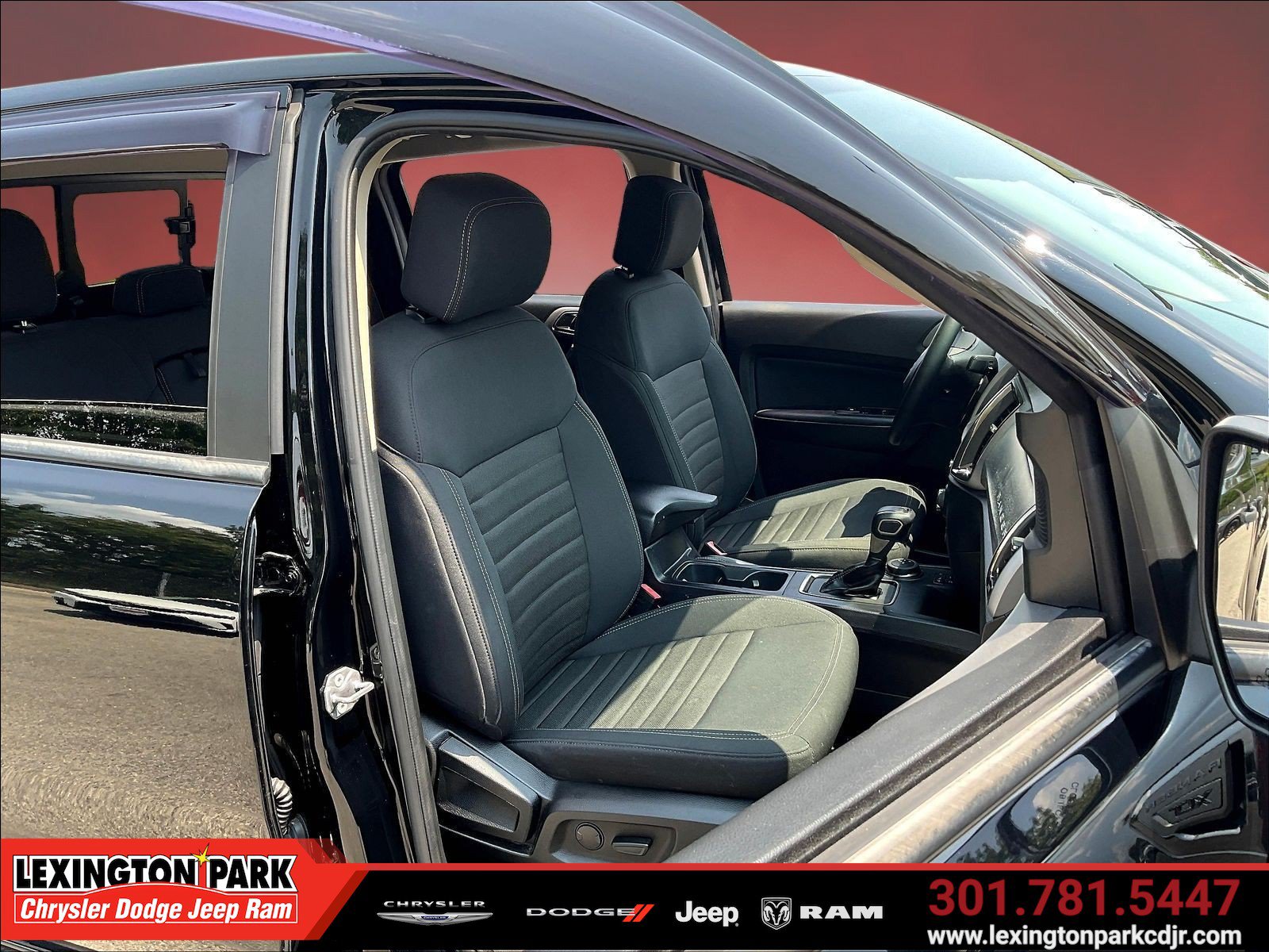Used 2023 Ford Ranger XLT w/ Equipment Group 302A High AWD/4WD image 29