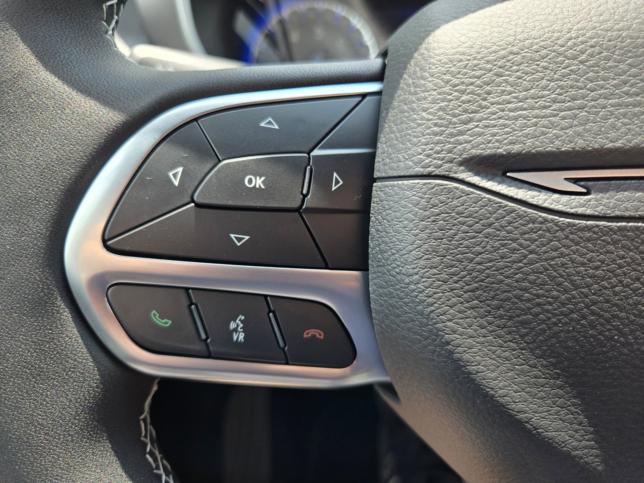 New 2027 Chrysler Pacifica Select FWD image 26