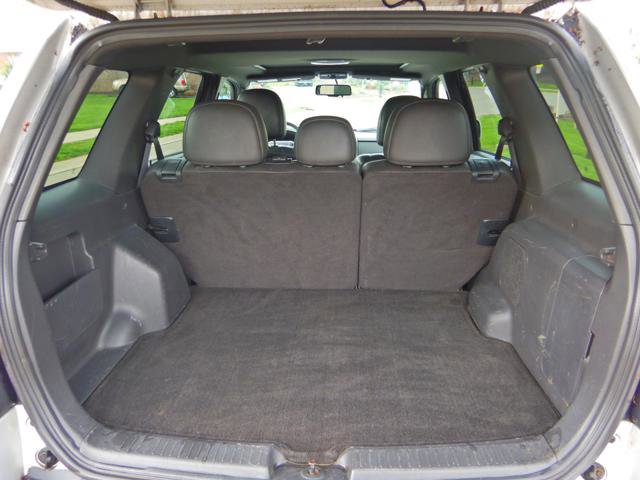 Used 2010 Ford Escape Limited image 14