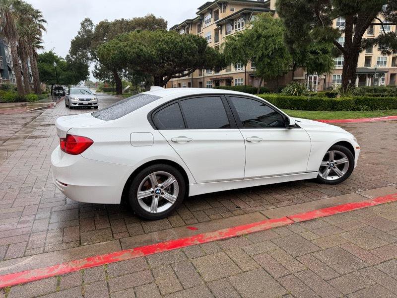 Used 2014 BMW 320i Sedan RWD image 11