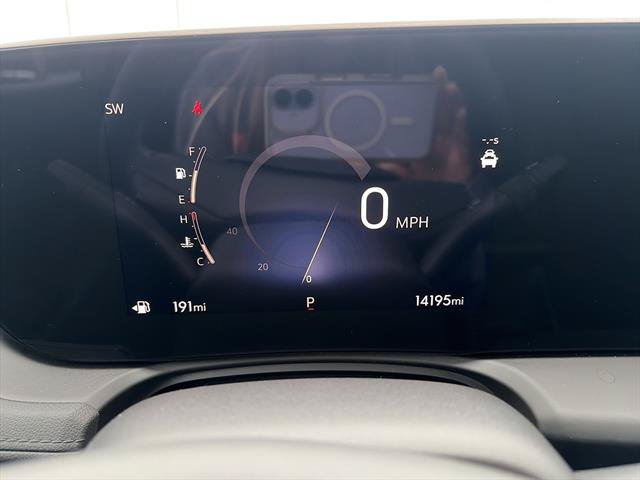 Used 2024 Buick Encore GX Preferred AWD/4WD image 15