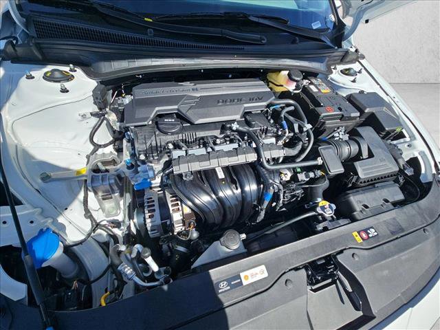 New 2026 Hyundai Elantra SE FWD image 17