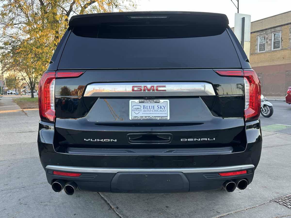 Used 2023 GMC Yukon XL Denali w/ Denali Reserve Package AWD/4WD image 6