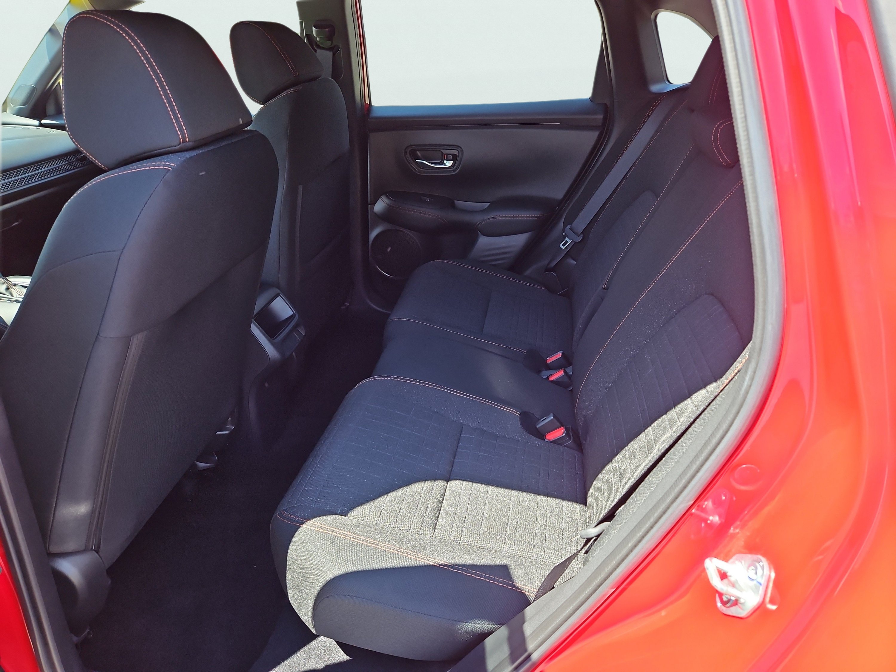 Certified 2025 Honda HR-V Sport image 29