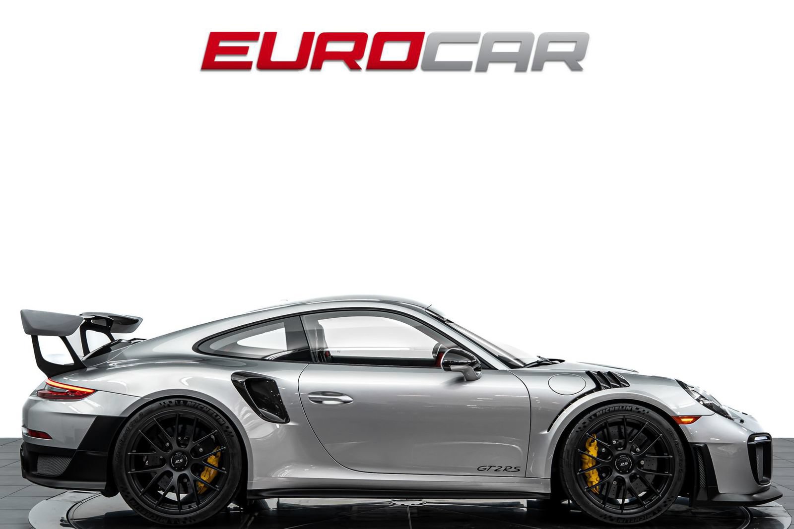 Used 2019 Porsche 911 GT2 RS RWD image 6