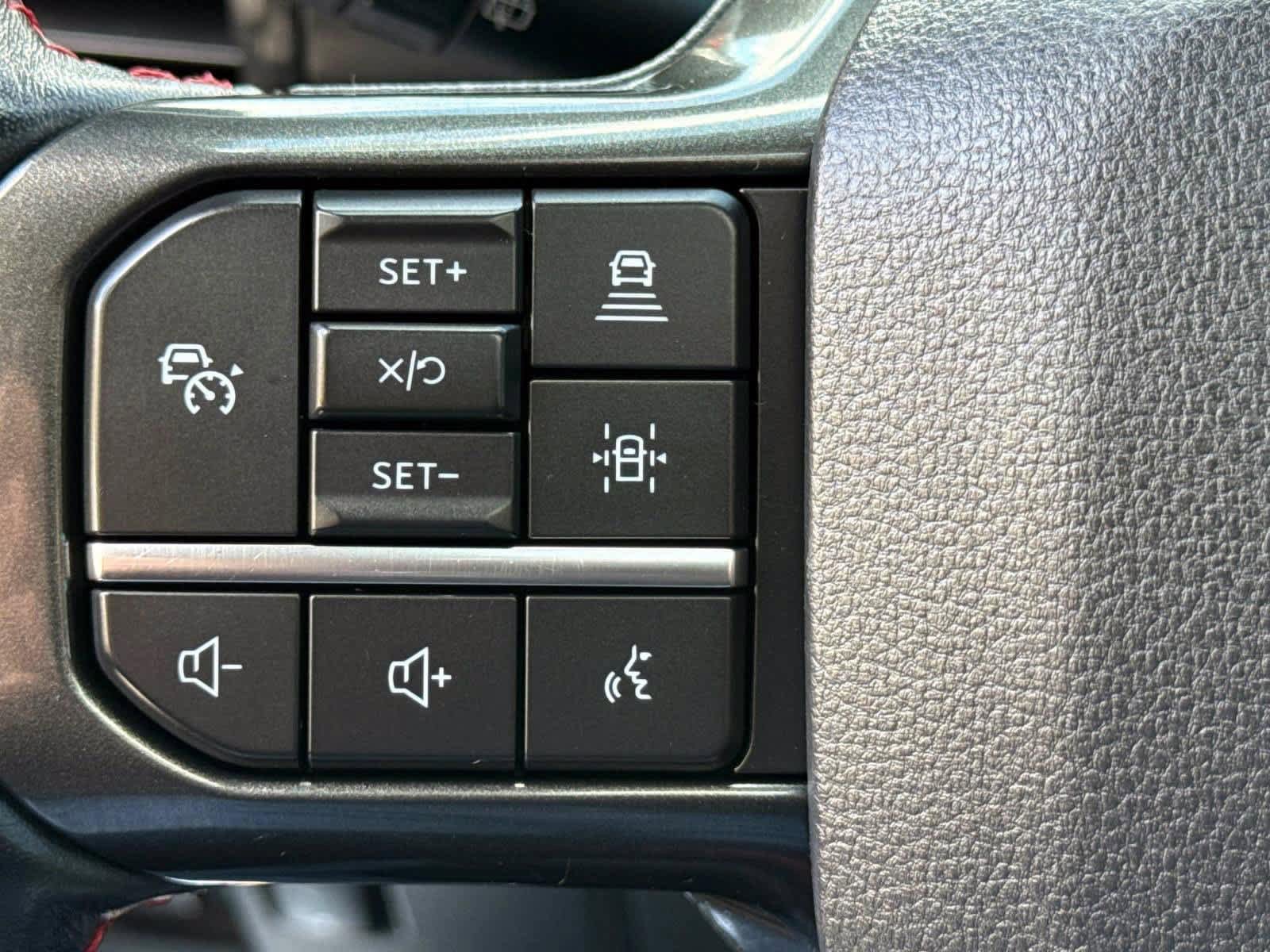 Used 2022 Ford Expedition Max Limited AWD/4WD image 19