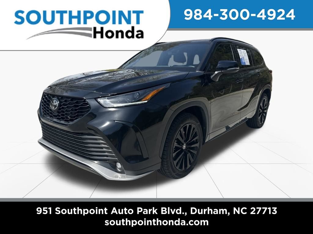 Used 2023 Toyota Highlander XSE image 3