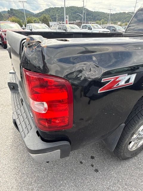 Used 2013 Chevrolet Silverado 3500 LTZ w/ LTZ Plus Package AWD/4WD image 15