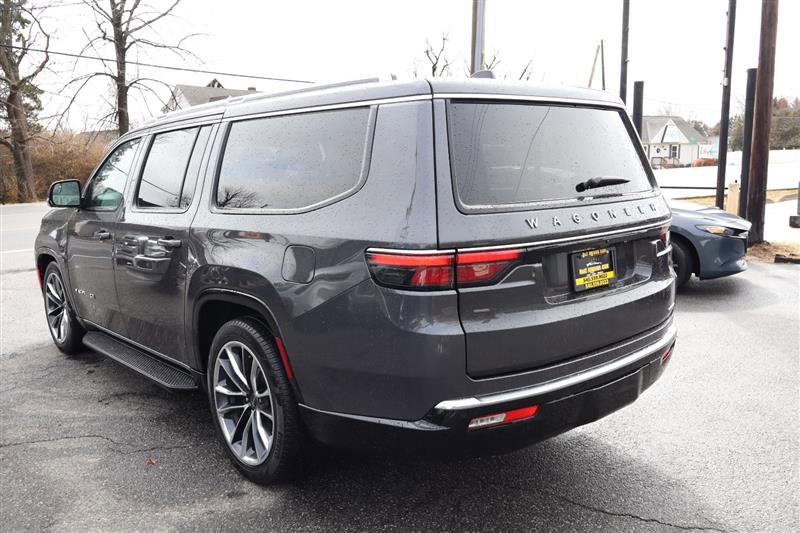 Used 2024 Jeep Wagoneer L Series II w/ Convenience Group I image 6