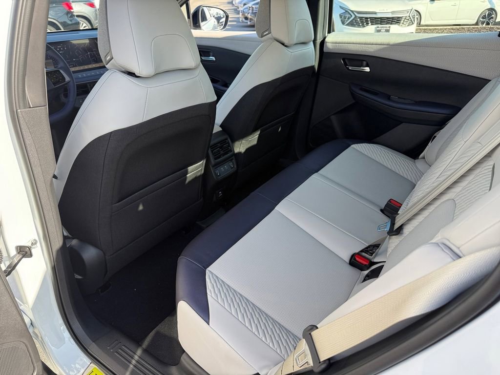 New 2026 Nissan Leaf Platinum+ image 38