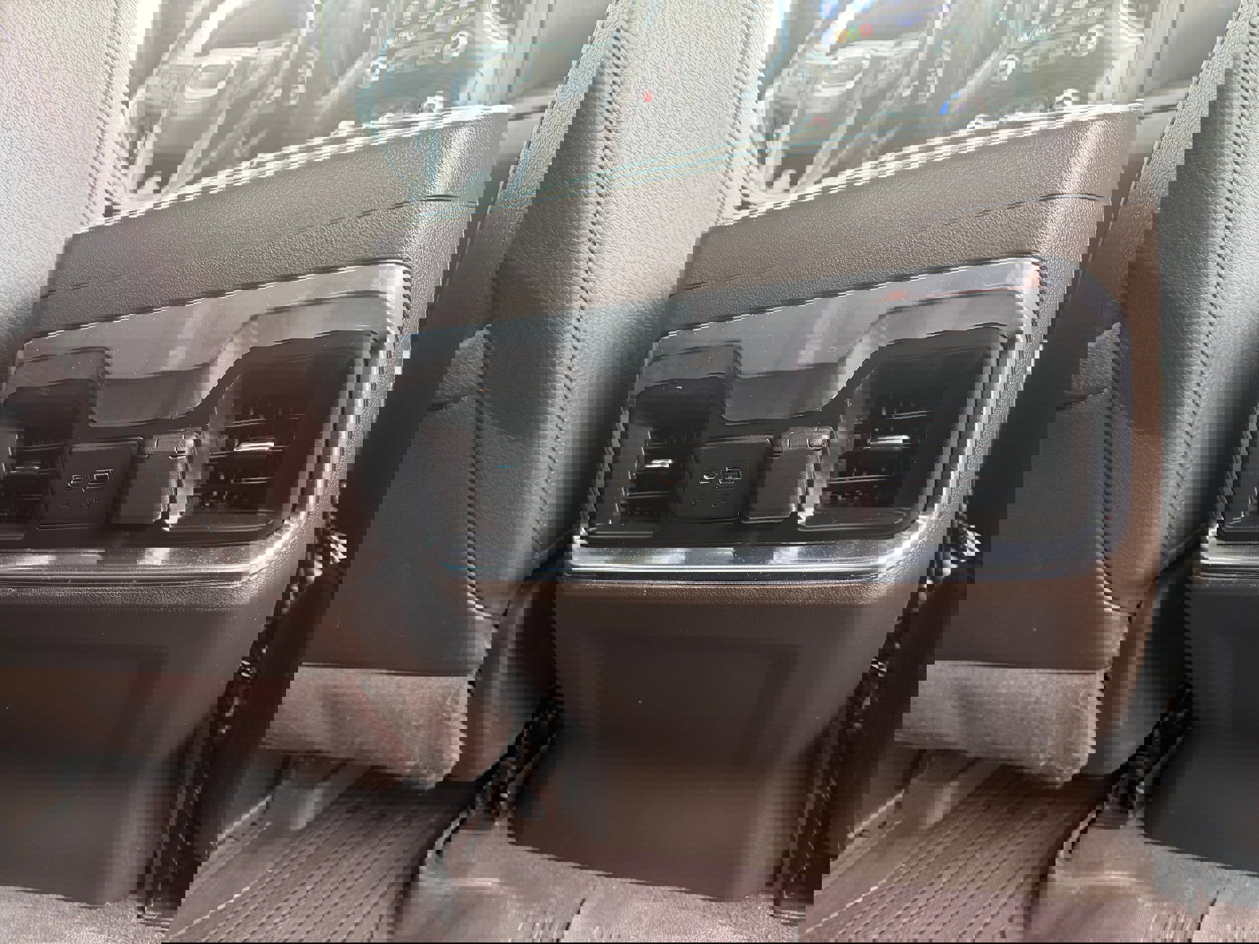 Used 2021 GMC Sierra 1500 Denali w/ Denali Premium Package image 10