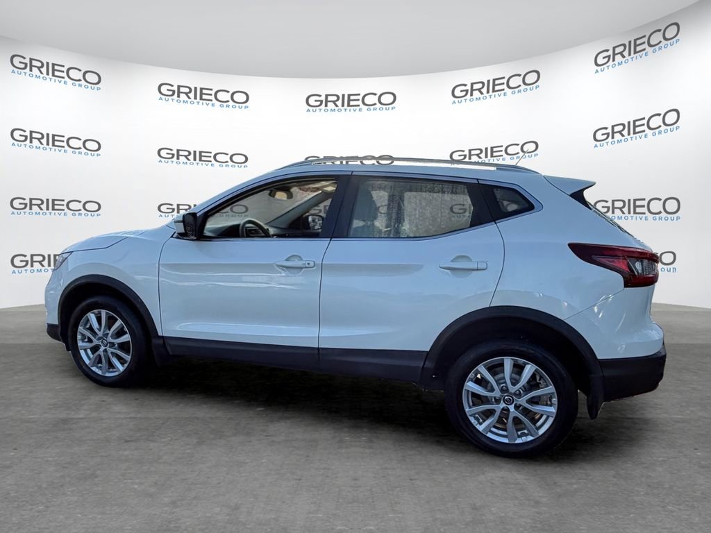 Used 2020 Nissan Rogue Sport SV FWD image 5