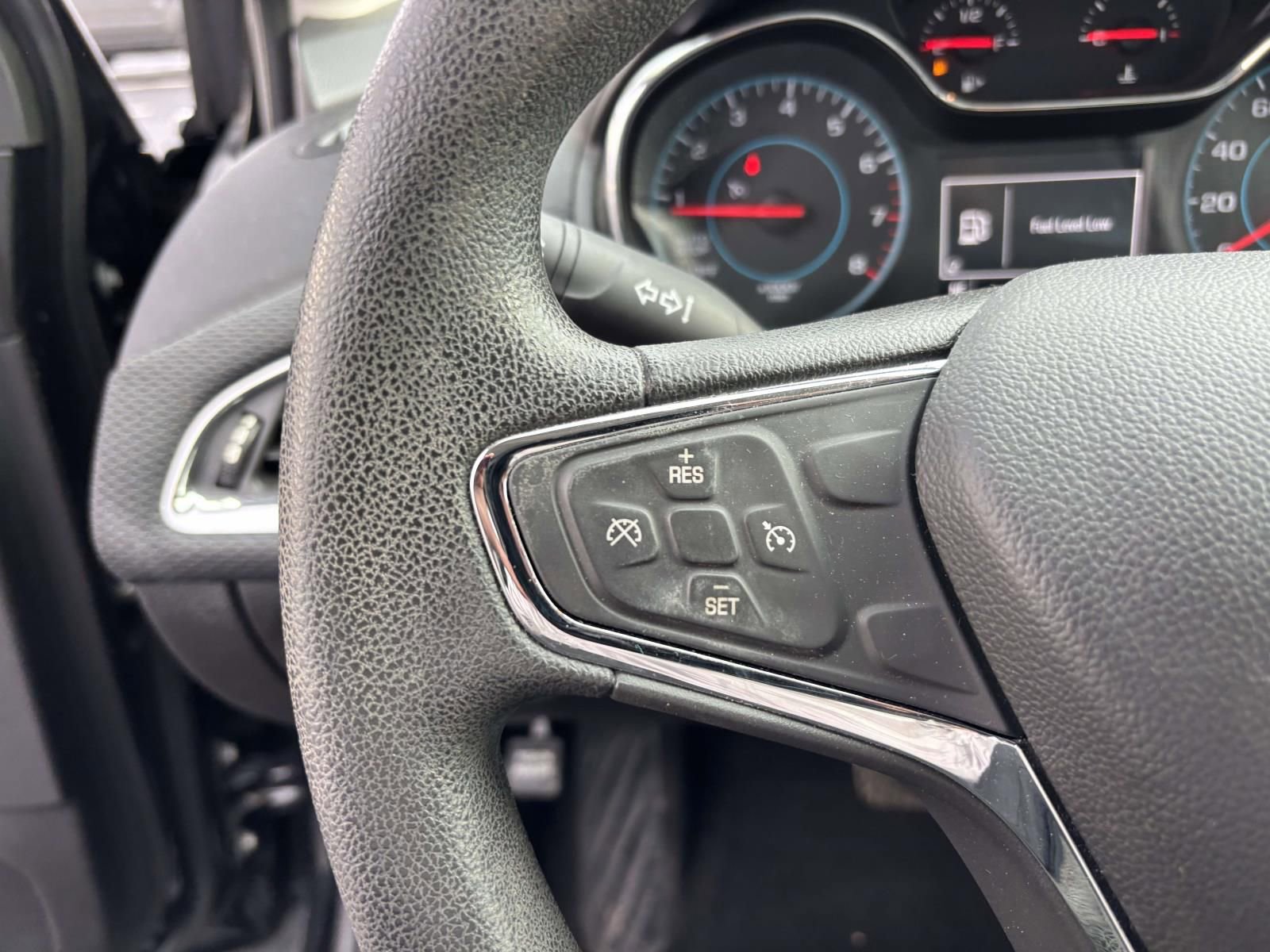 Used 2017 Chevrolet Cruze LT w/ Convenience Package image 19