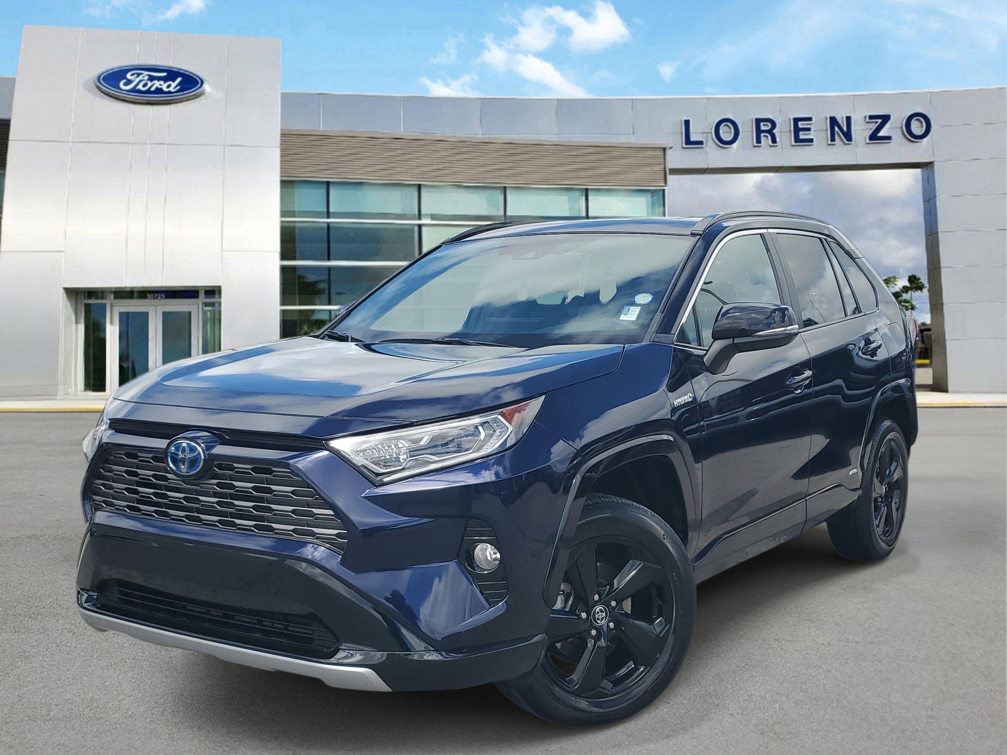 Used 2020 Toyota RAV4 XSE w/ XSE Grade Weather Package AWD/4WD image 1