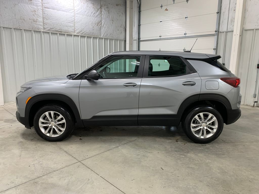 Used 2023 Chevrolet TrailBlazer LS image 19