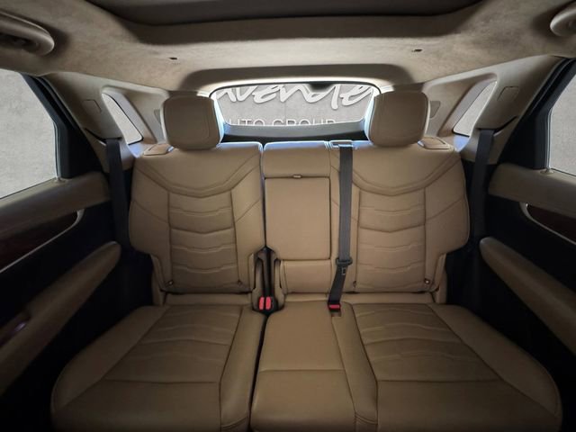 Used 2022 Cadillac XT5 Premium Luxury w/ Platinum Package AWD/4WD image 22