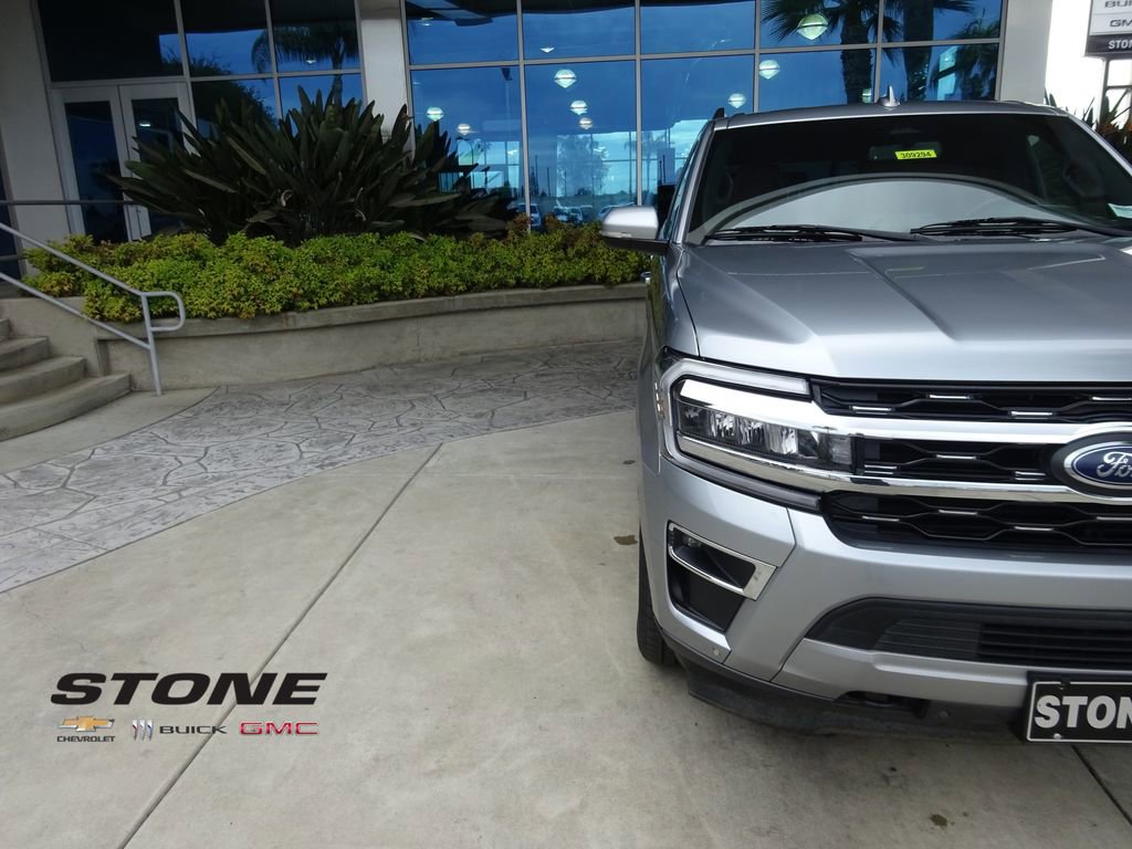 Used 2022 Ford Expedition Limited AWD/4WD image 34