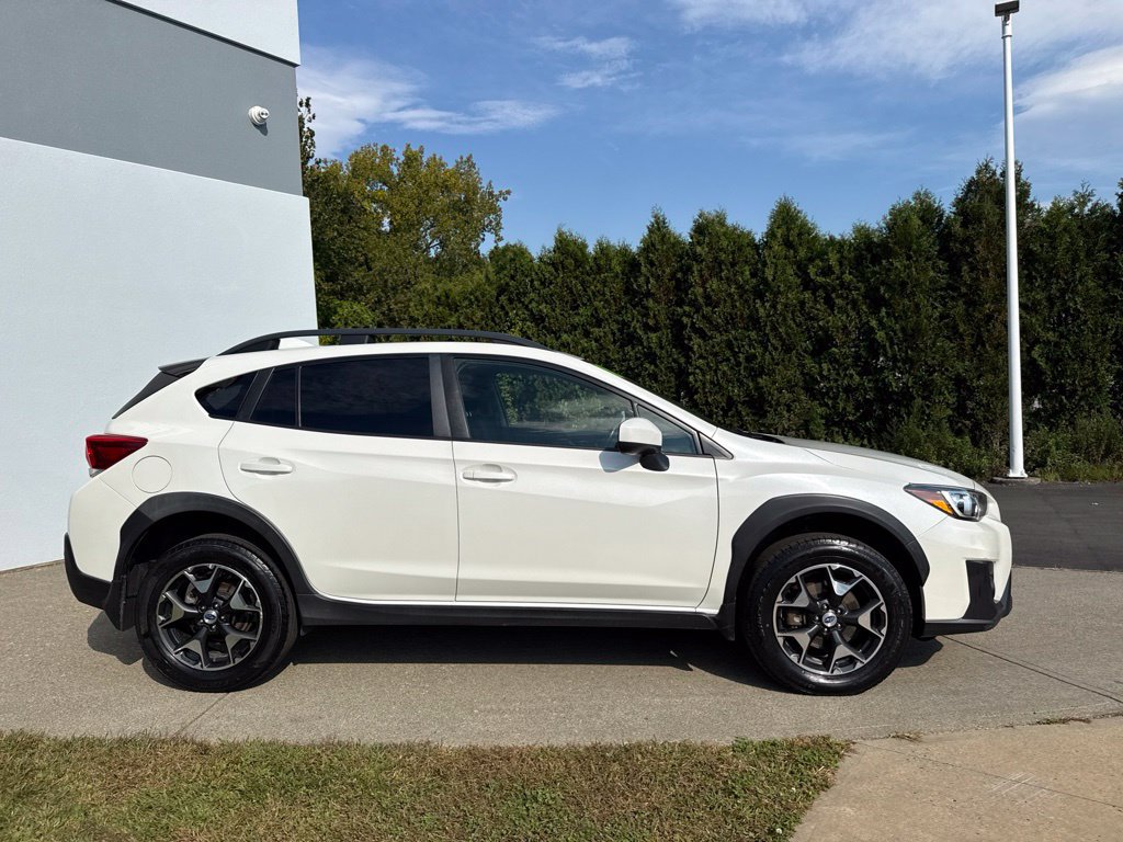Used 2018 Subaru Crosstrek 2.0i Premium AWD/4WD image 2