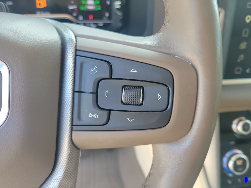 Used 2023 GMC Yukon Denali w/ Denali Reserve Package RWD image 25