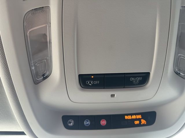 Used 2025 Buick Envision Preferred image 28