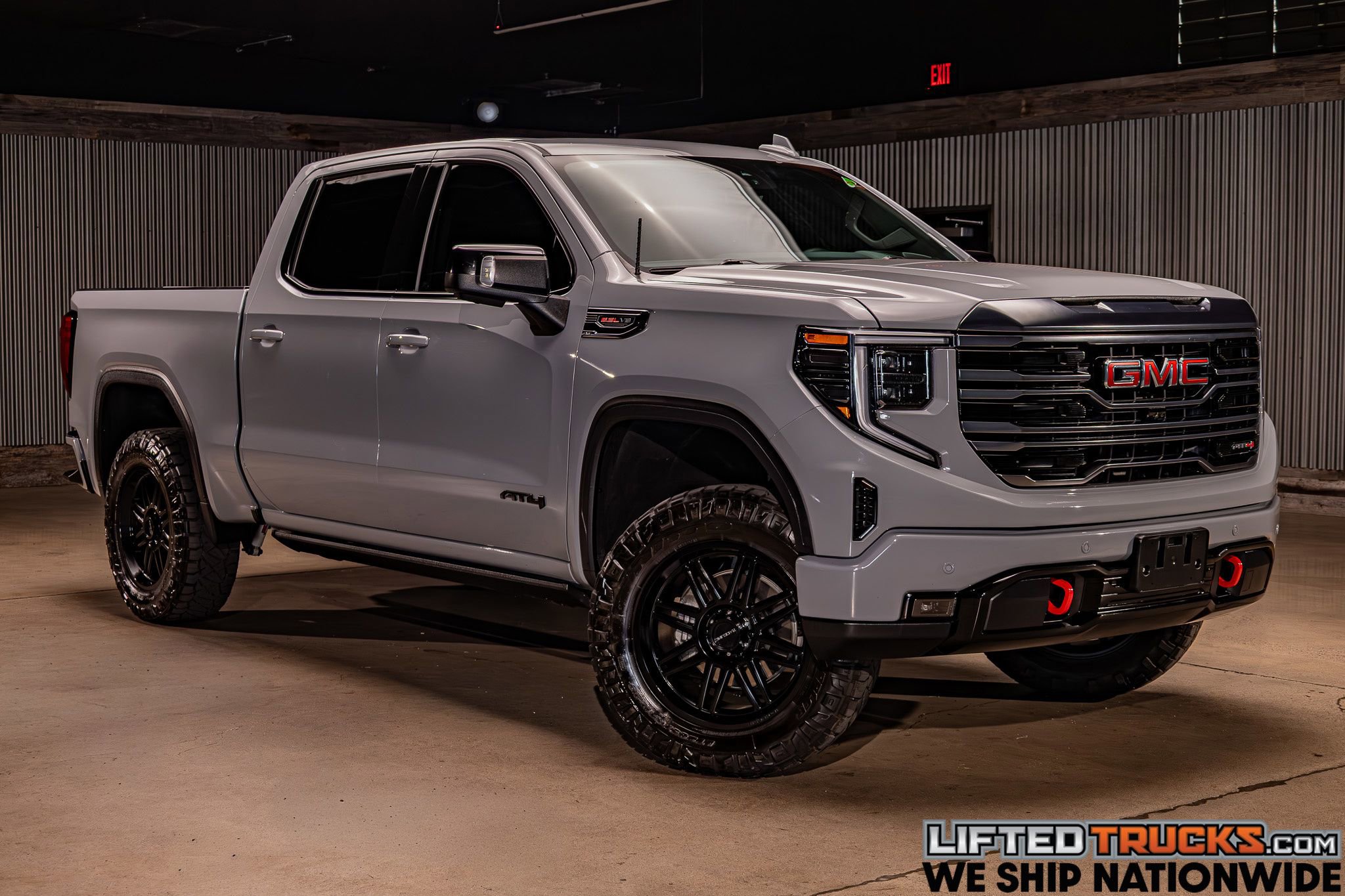 Used 2024 GMC Sierra 1500 AT4 w/ Technology Package image 1