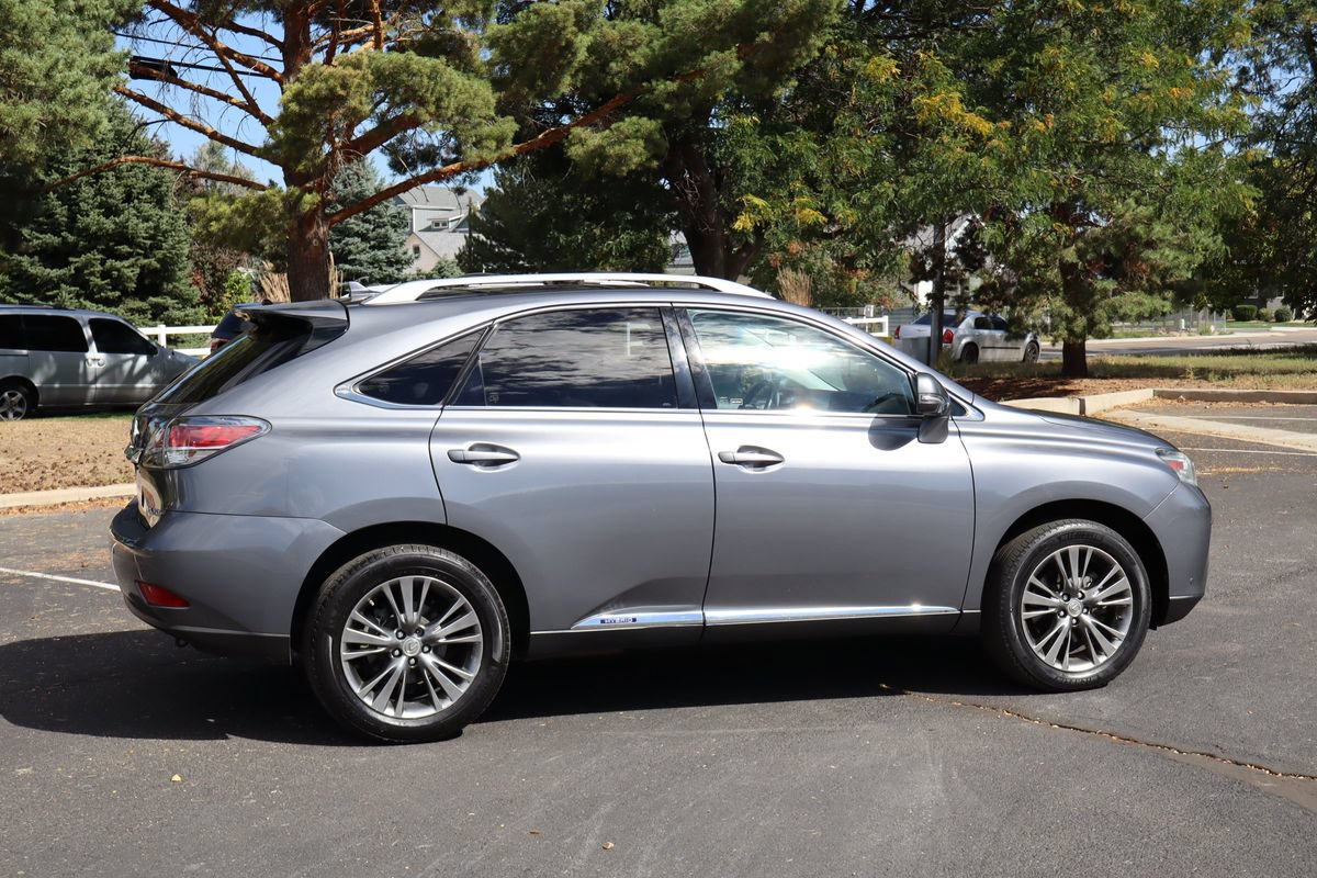 Used 2013 Lexus RX 450h AWD w/ Navigation Pkg image 4