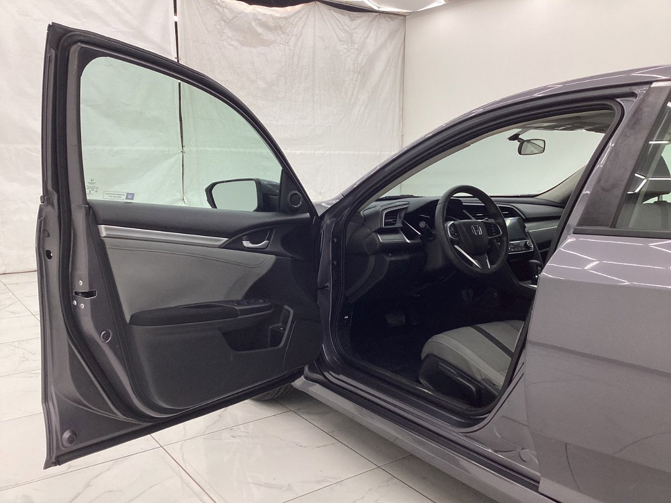 Used 2018 Honda Civic EX image 16