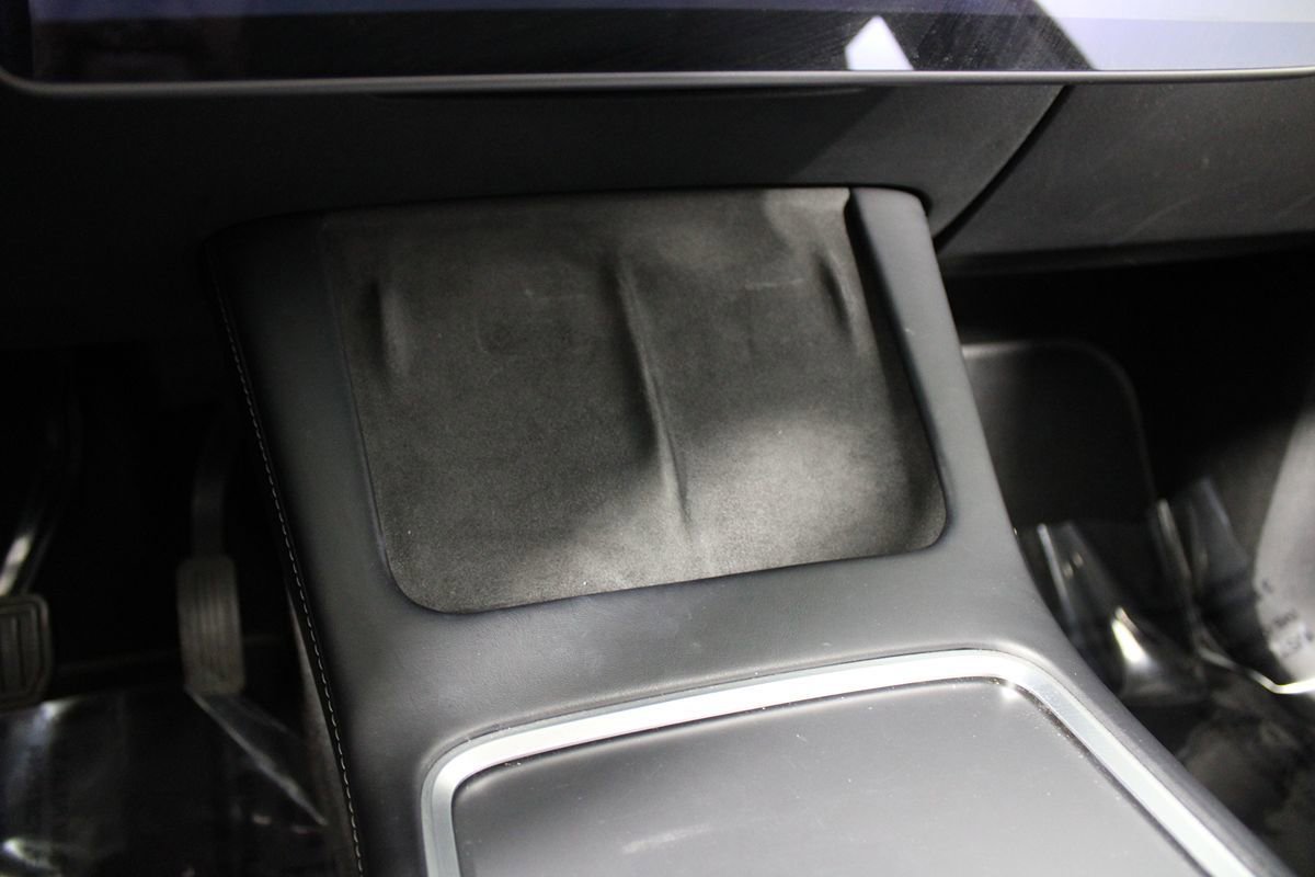 Used 2021 Tesla Model Y Long Range AWD/4WD image 15