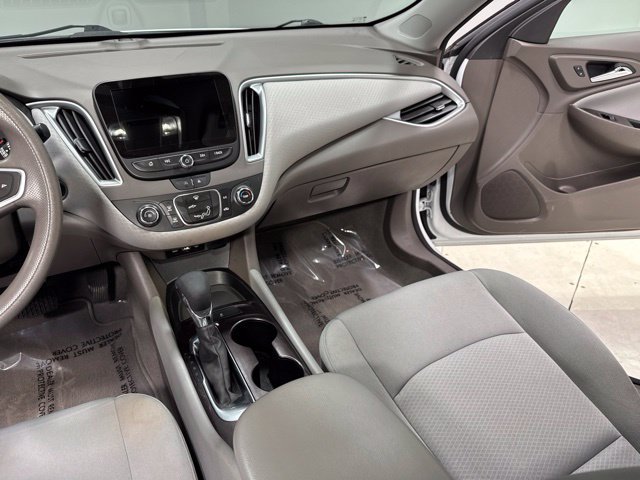 Used 2022 Chevrolet Malibu LS FWD image 19