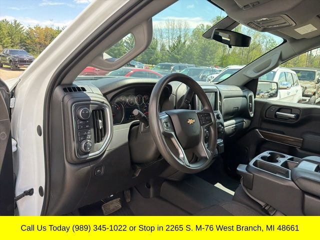 Used 2021 Chevrolet Silverado 1500 LT w/ Remote Start Package AWD/4WD image 9