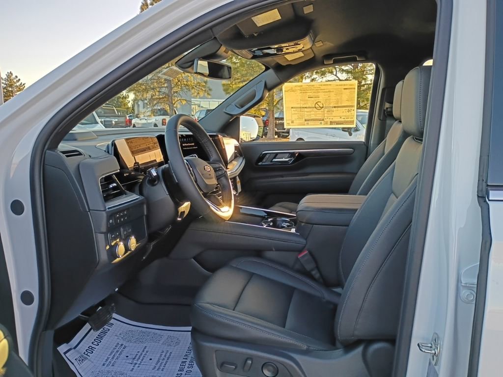 New 2026 Chevrolet Suburban LT w/ Comfort Package image 11
