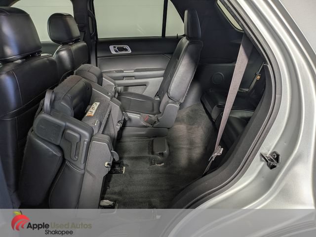 Used 2011 Ford Explorer XLT w/ 202A Rapid Spec Order Code AWD/4WD image 32