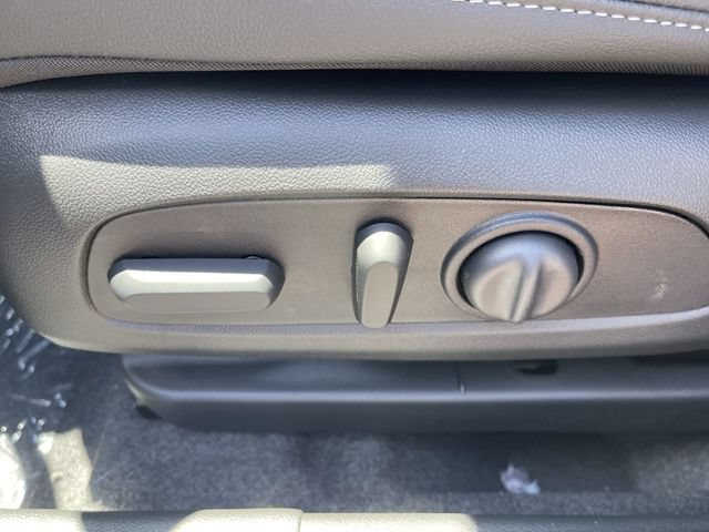New 2026 Buick Envista Sport Touring w/ Convenience I Package FWD image 12