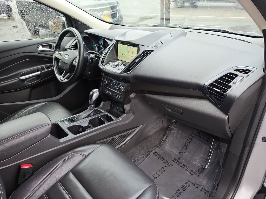 Used 2019 Ford Escape Titanium image 33