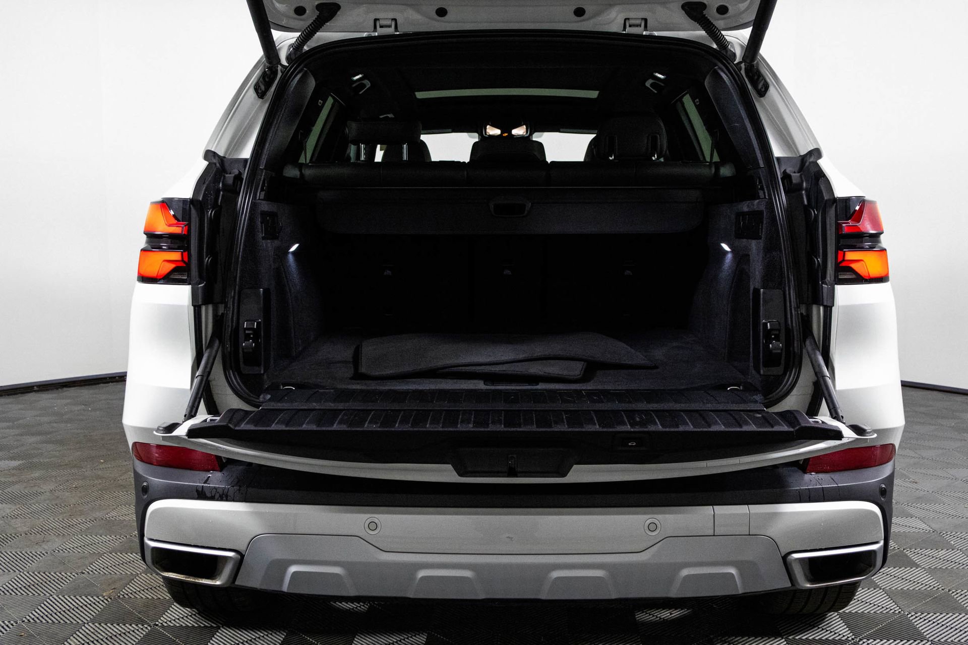 Used 2024 BMW X5 xDrive40i image 37