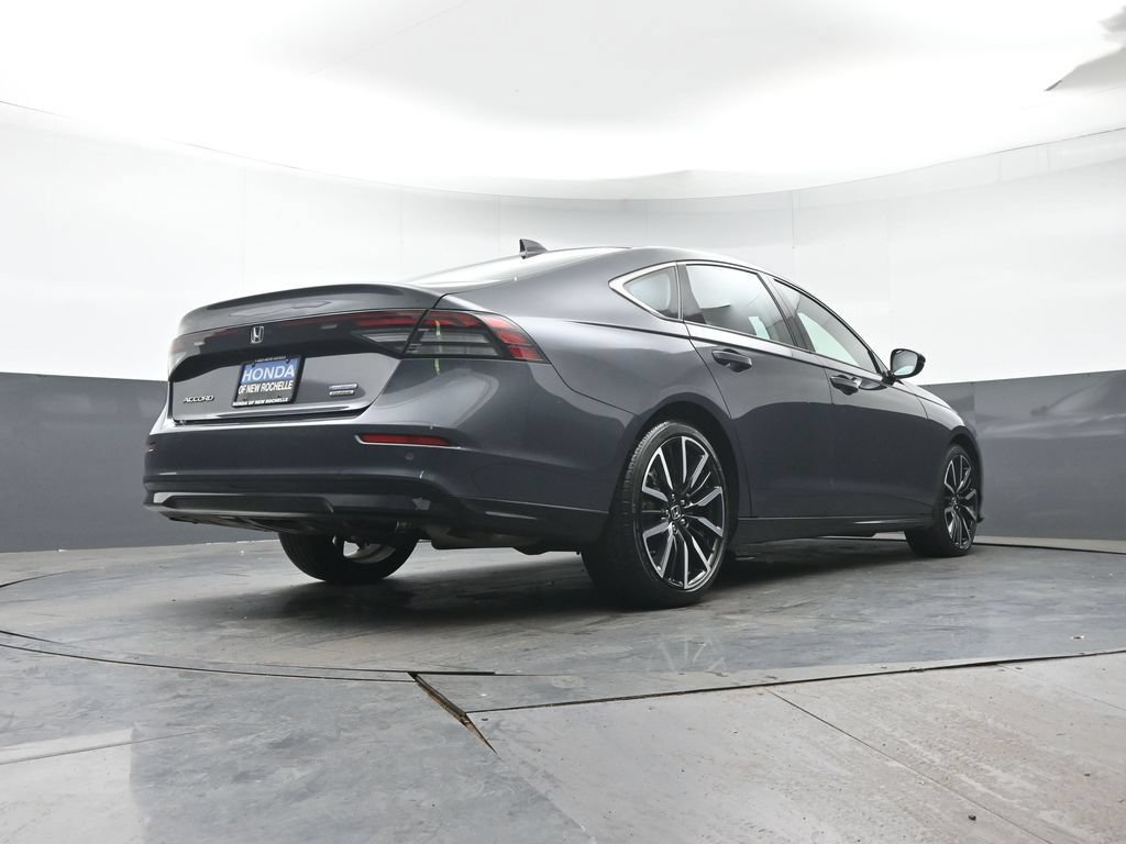 Certified 2023 Honda Accord Touring image 33