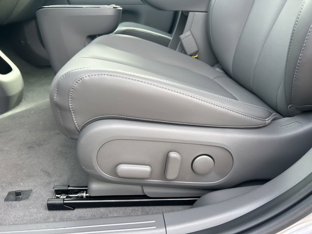 New 2026 Hyundai Ioniq 5 SEL image 12