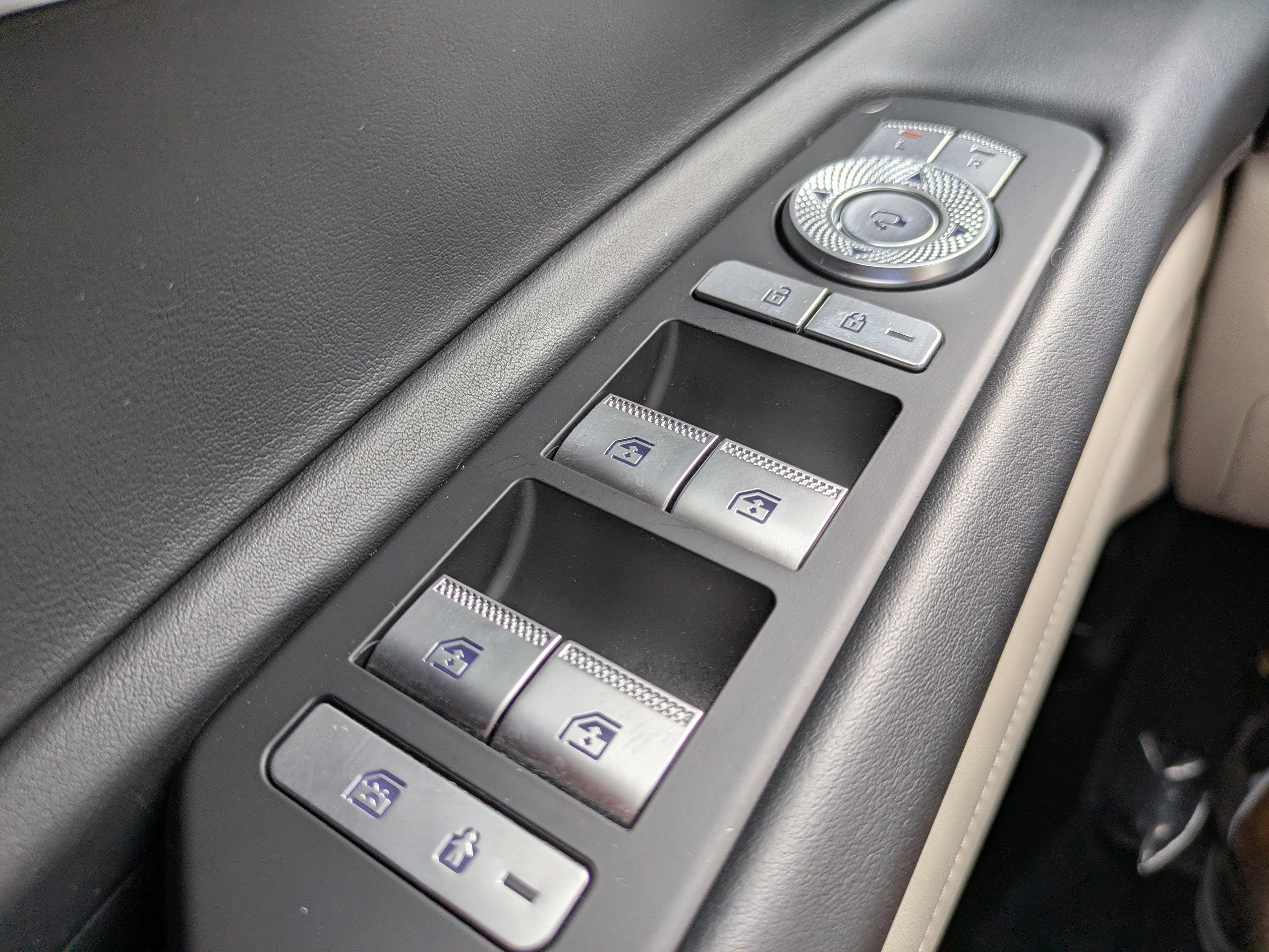 Certified 2024 Genesis GV80 3.5T image 20