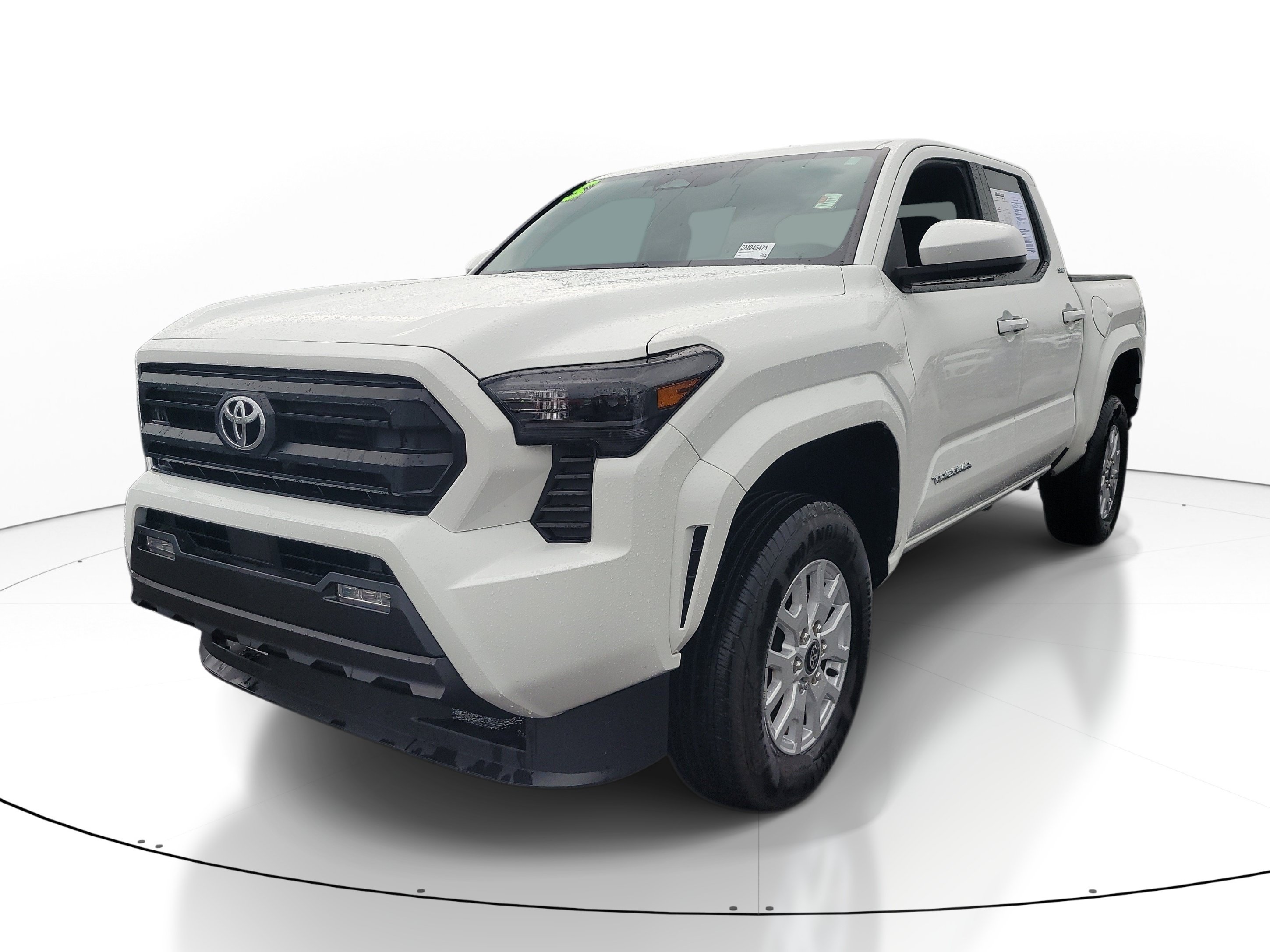 Used 2025 Toyota Tacoma SR5 RWD image 3