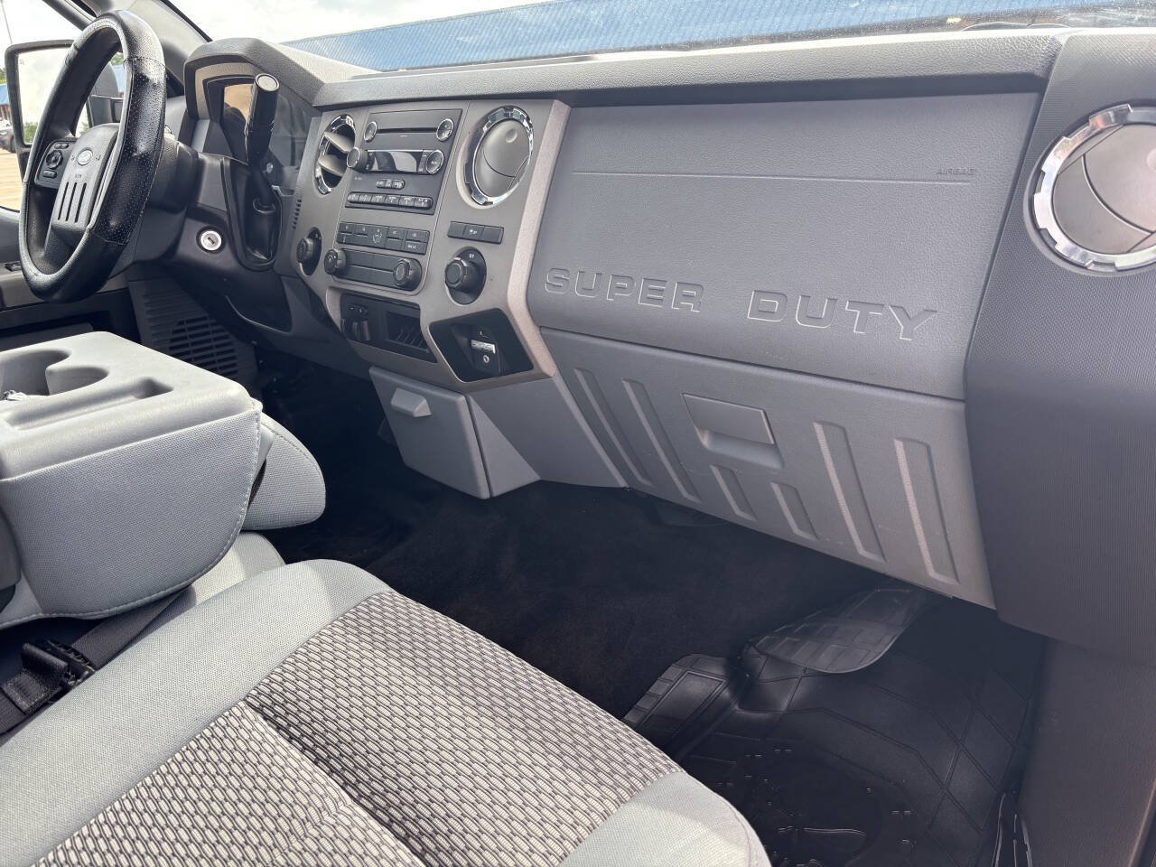 Used 2013 Ford F250 4x4 Crew Cab Super Duty image 19