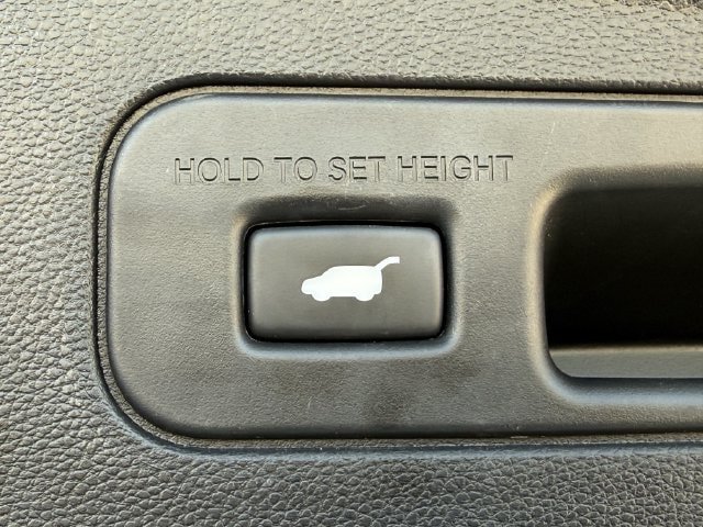 Used 2024 Acura MDX w/ Technology Package FWD image 31