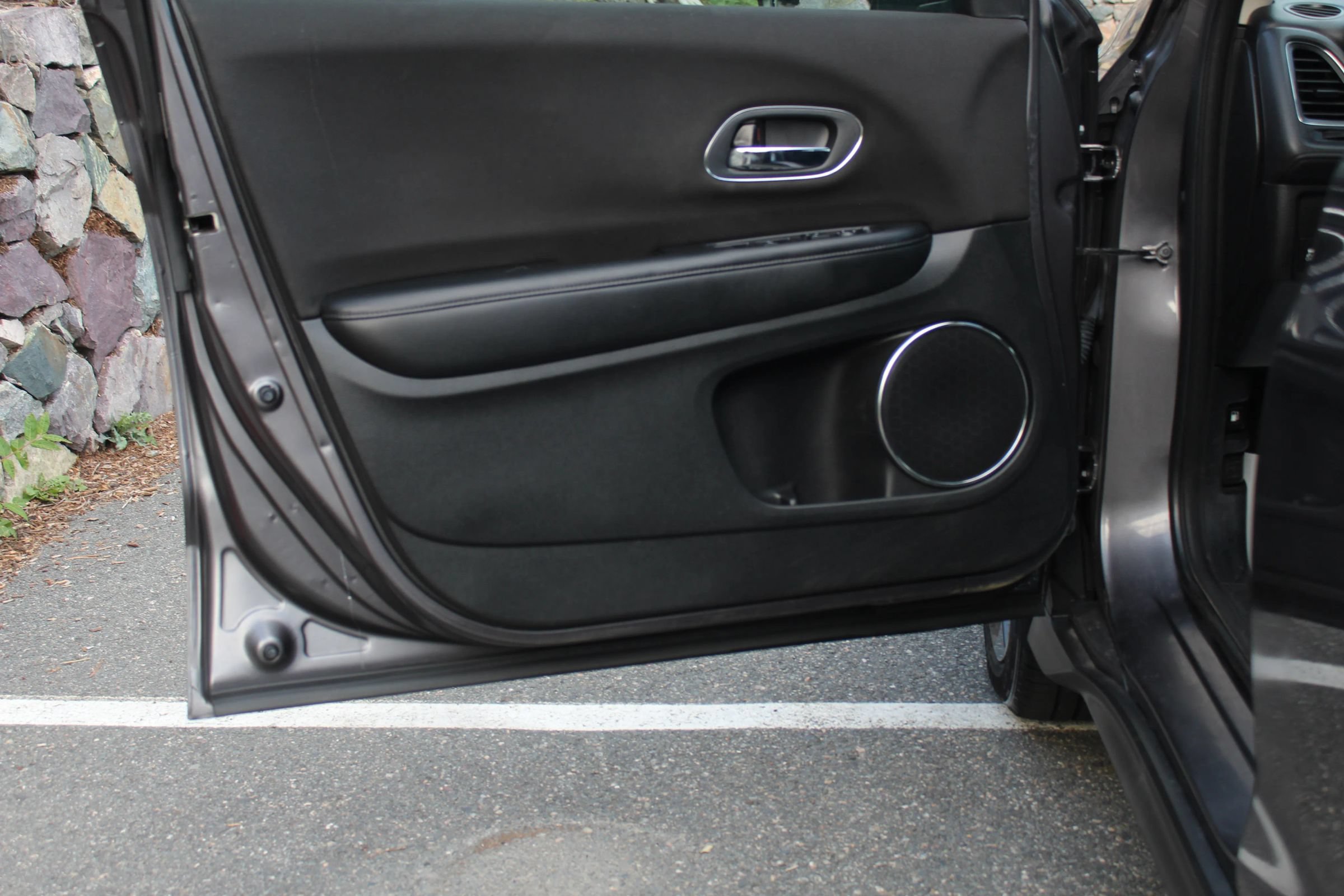 Used 2018 Honda HR-V EX image 12